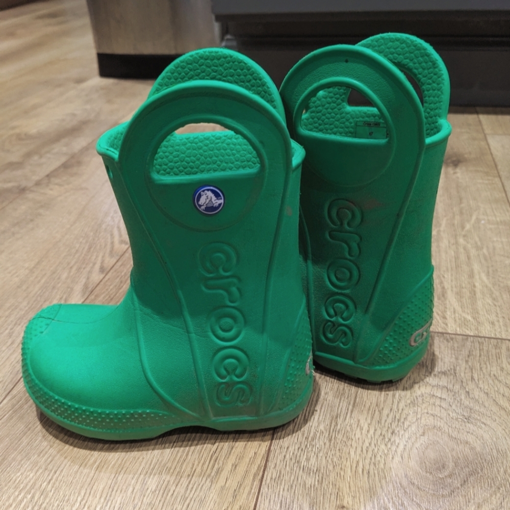 Crocs Green Toddler Rain Boots size 7